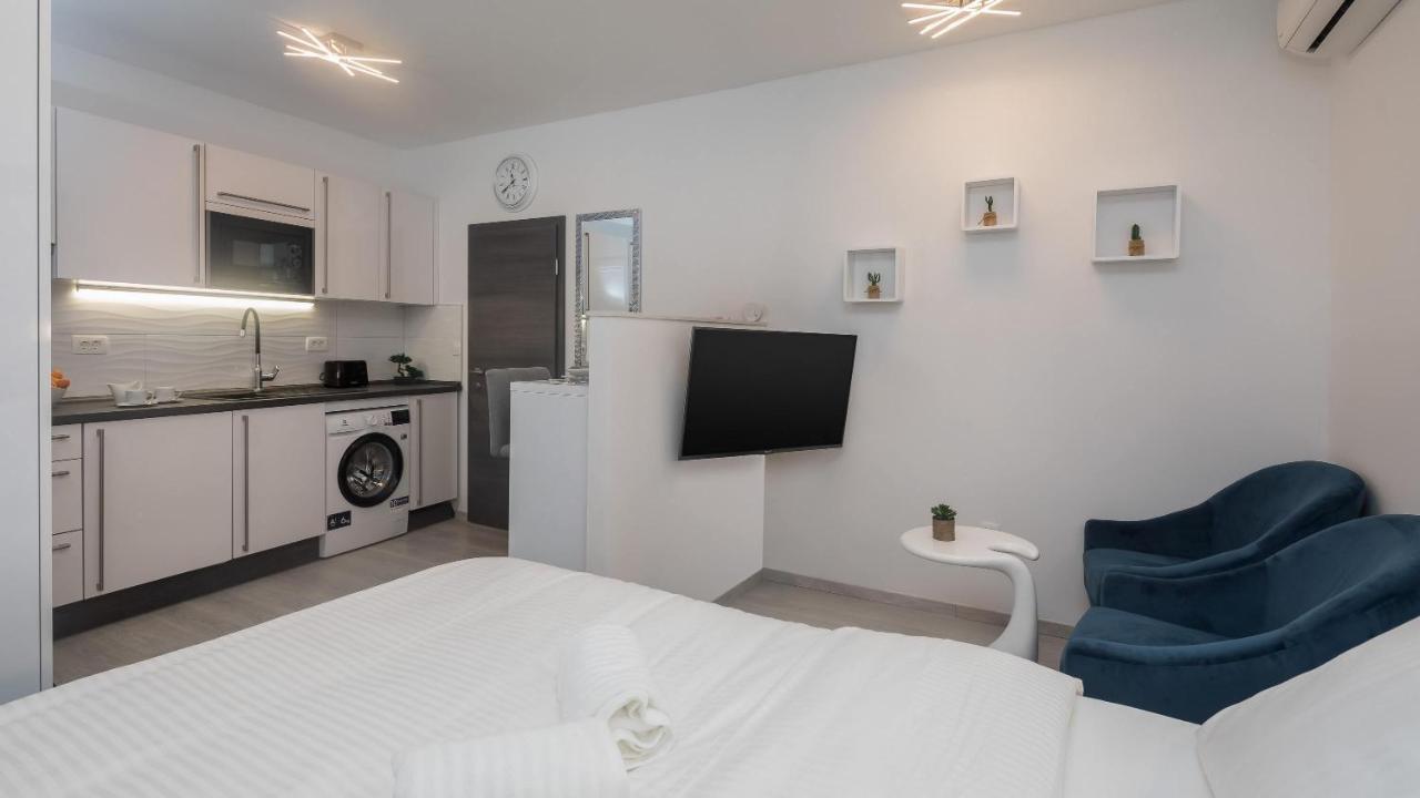 Luxury Studios & Rooms Seven Split Exterior foto