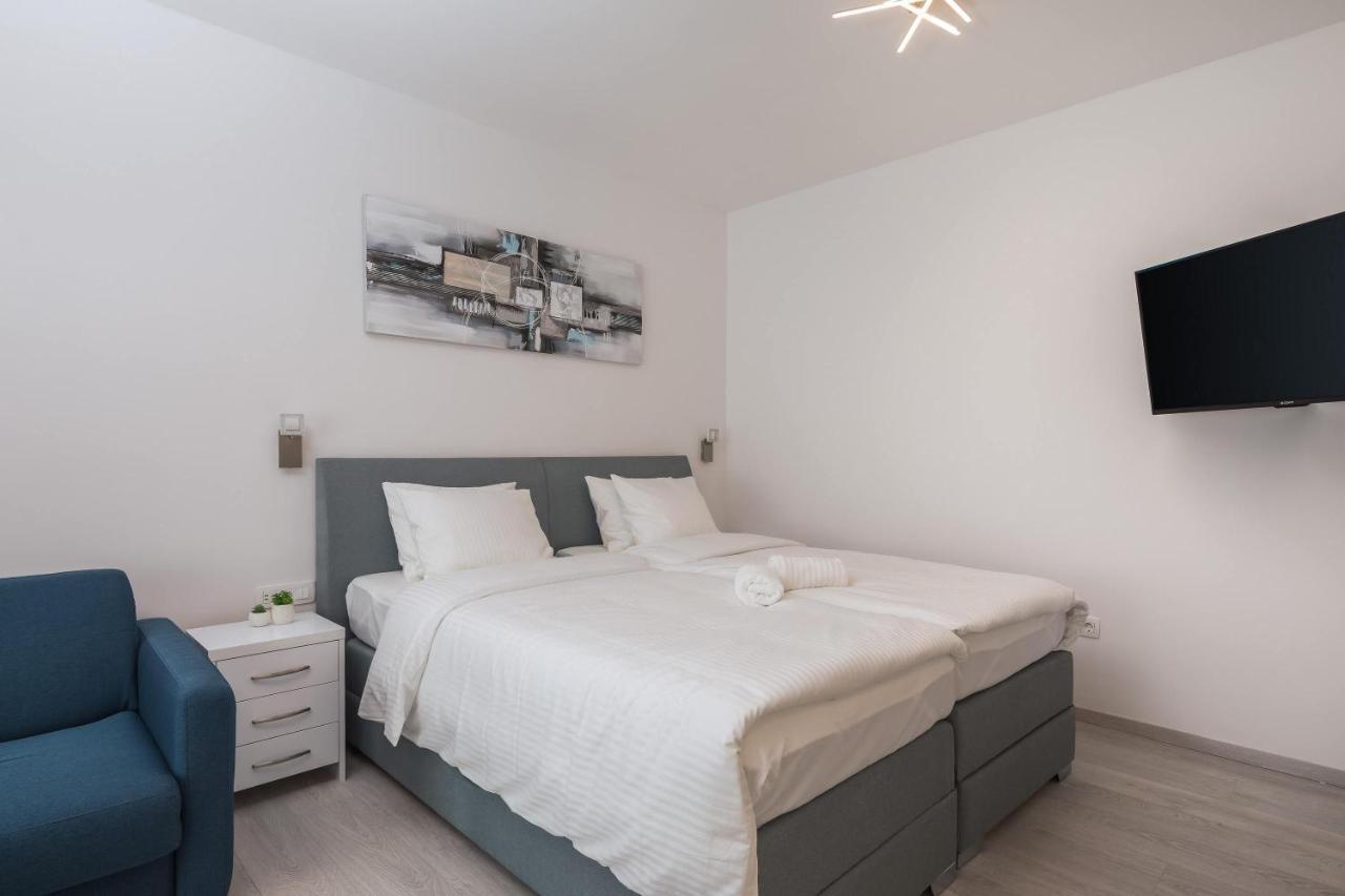 Luxury Studios & Rooms Seven Split Exterior foto