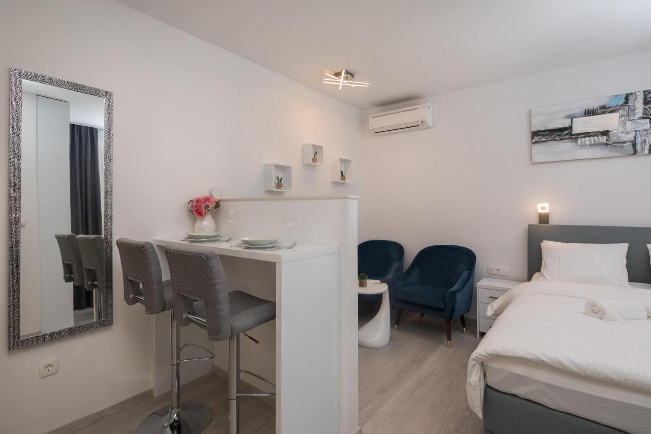 Luxury Studios & Rooms Seven Split Exterior foto