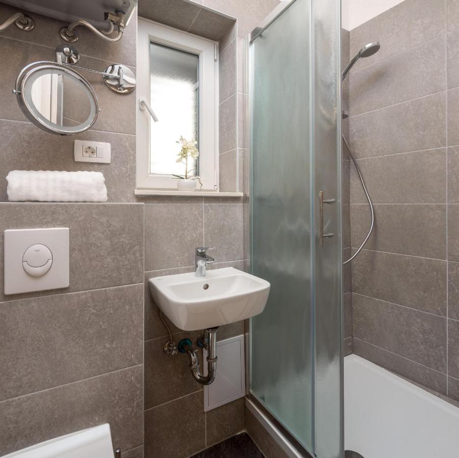 Luxury Studios & Rooms Seven Split Exterior foto